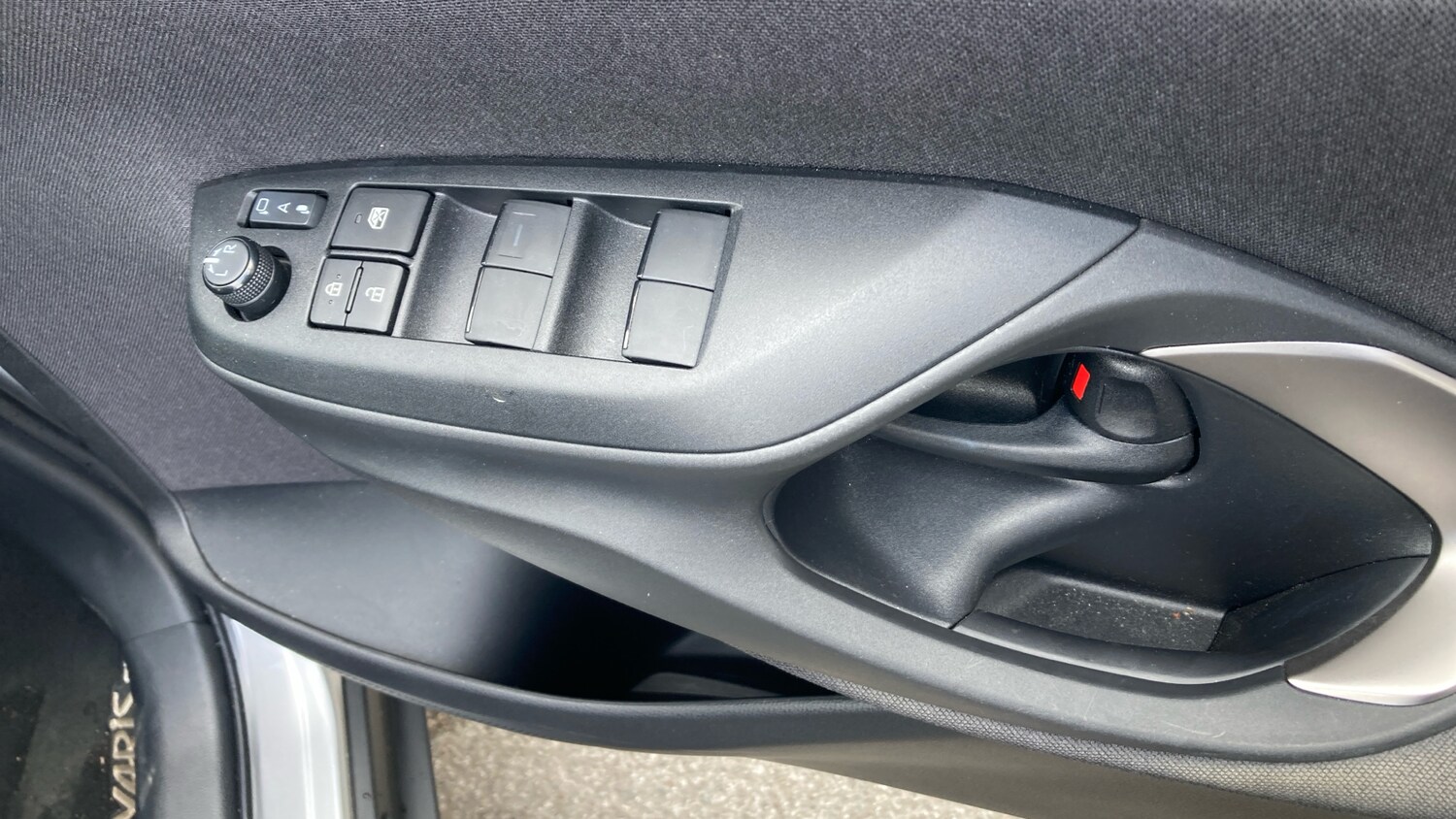 Used Toyota Yaris Cross 2022 for sale - 78223176: Photo 30