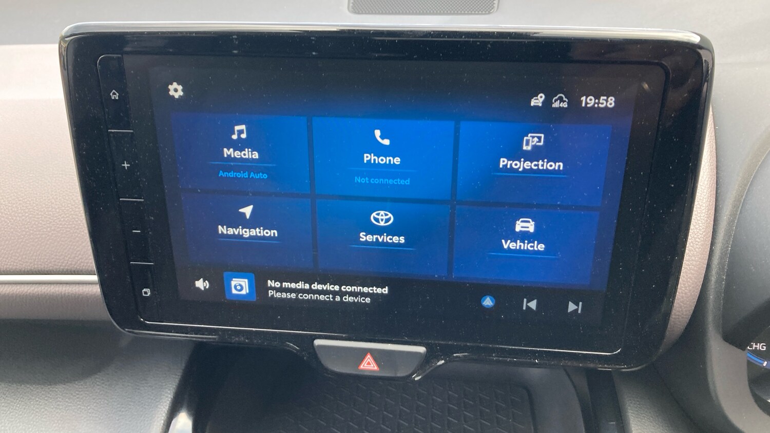 Used Toyota Yaris Cross 2022 for sale - 78223176: Photo 40