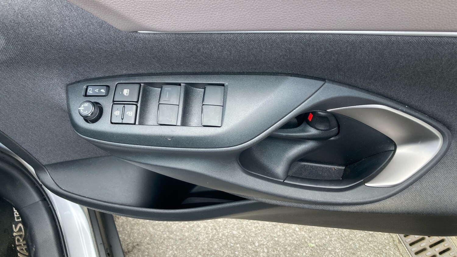 Used Toyota Yaris Cross 2022 for sale - 78223176: Photo 43