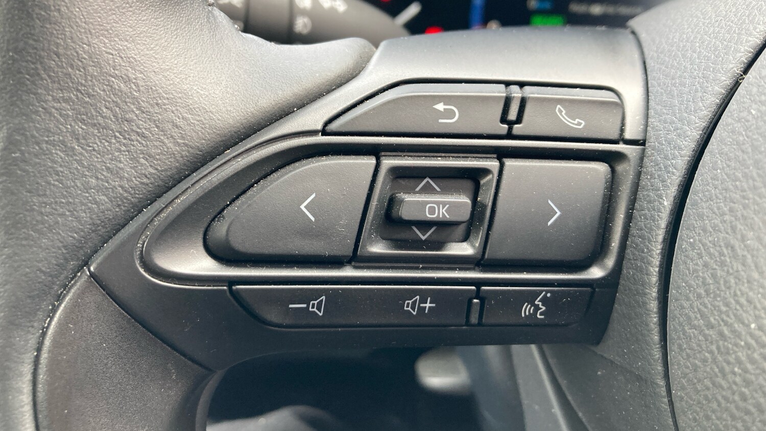 Used Toyota Yaris Cross 2022 for sale - 78223176: Photo 46