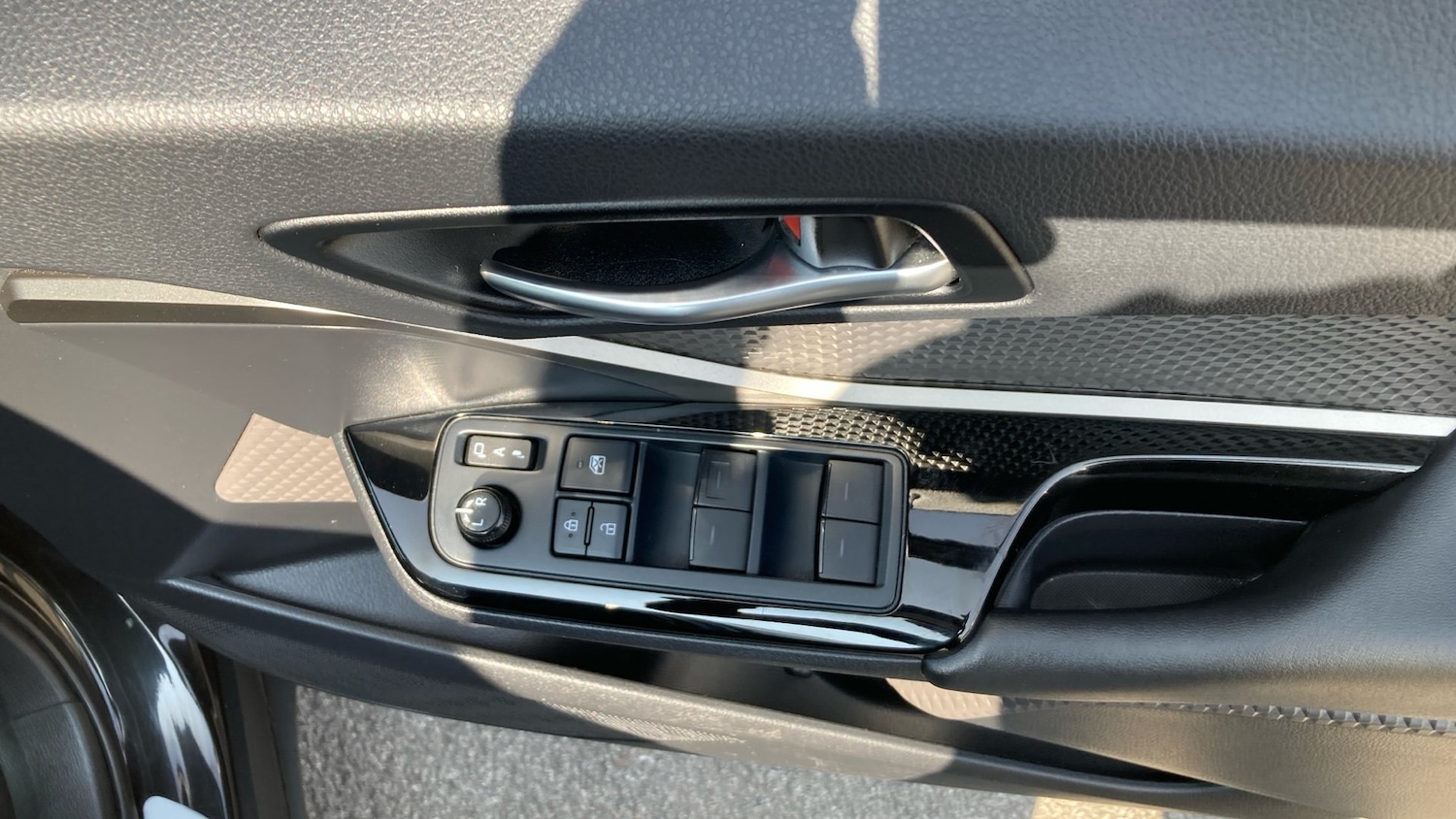 Vehicle 28