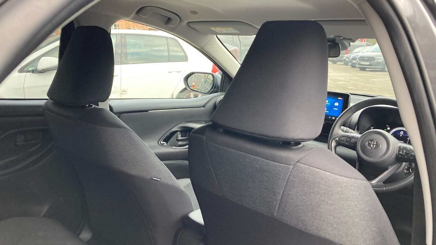 Used Toyota Yaris 2025 for sale - 76602197: Photo 20