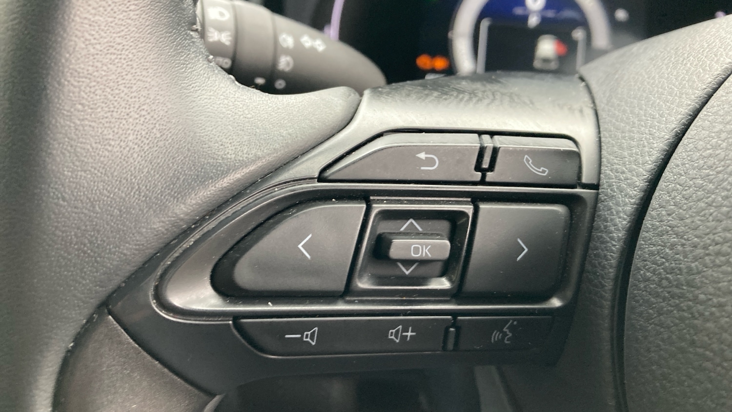 Used Toyota Yaris 2025 for sale - 76602197: Photo 36