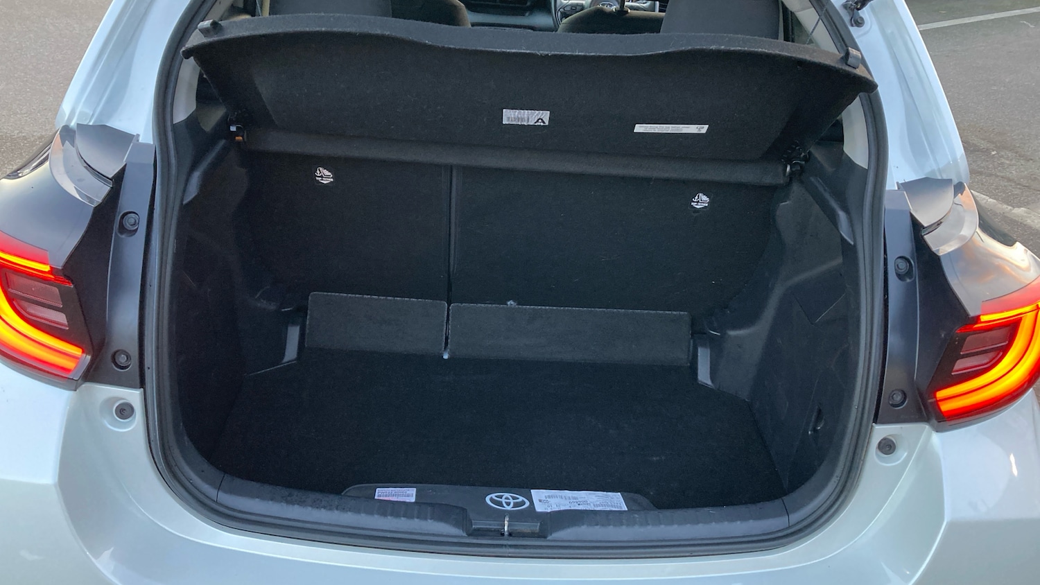 Used Toyota Yaris 2022 for sale - 76979344: Photo 14