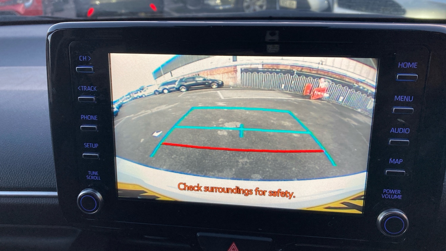 Used Toyota Yaris 2022 for sale - 76979344: Photo 25