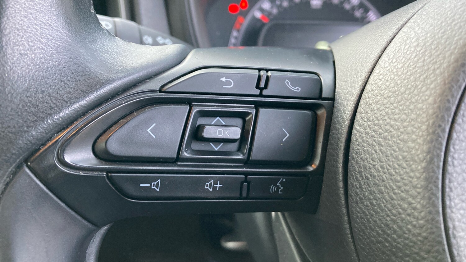 Used Toyota Aygo X 2022 for sale - 77592691: Photo 36