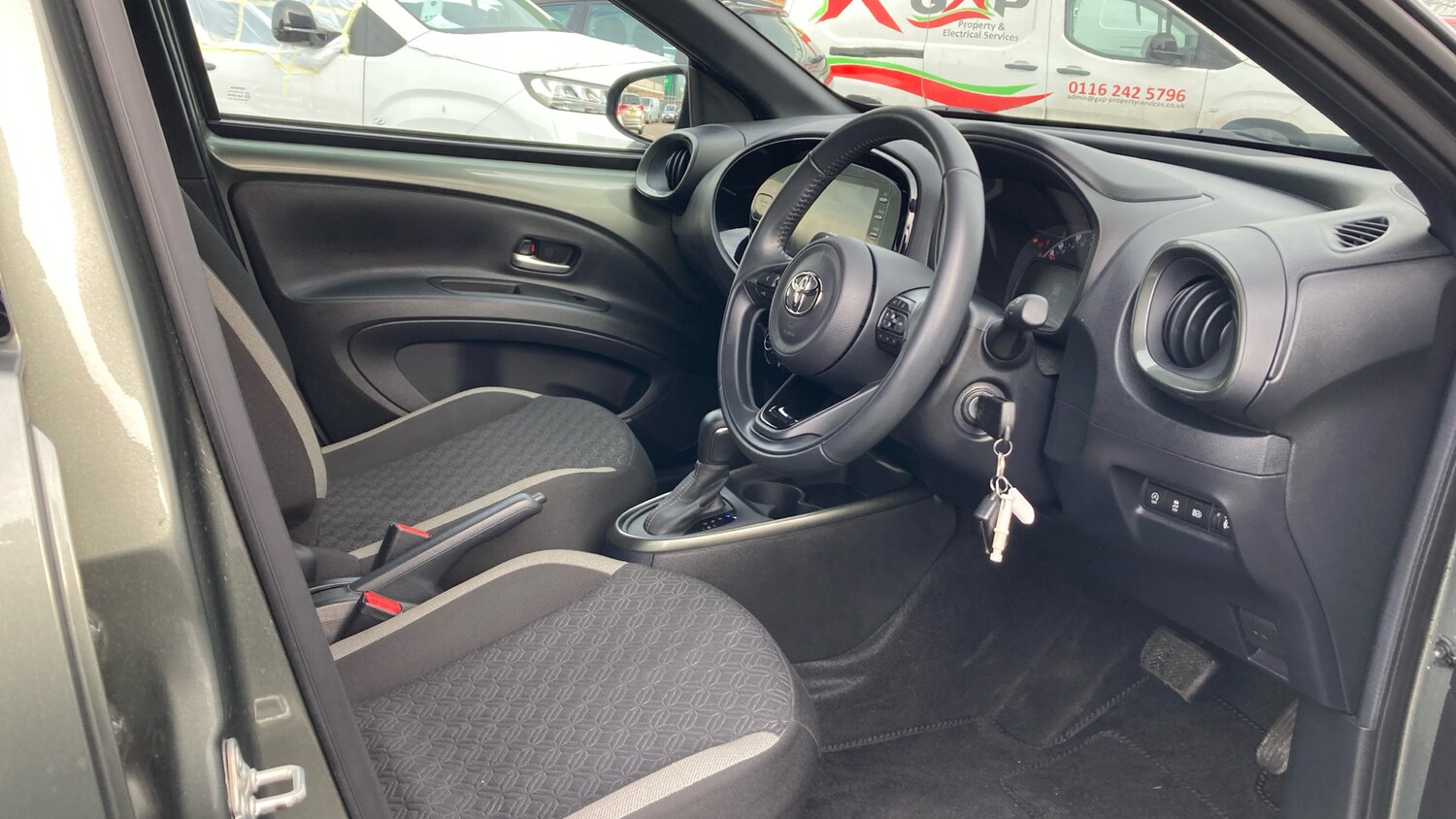 Used Toyota Aygo X 2022 for sale - 77871936: Photo 11