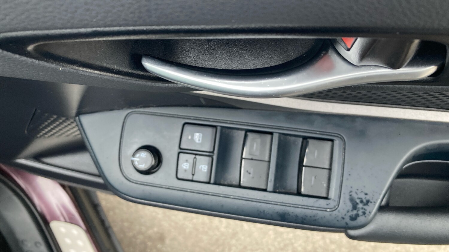 Used Toyota C-HR 2022 for sale - 76257574: Photo 32
