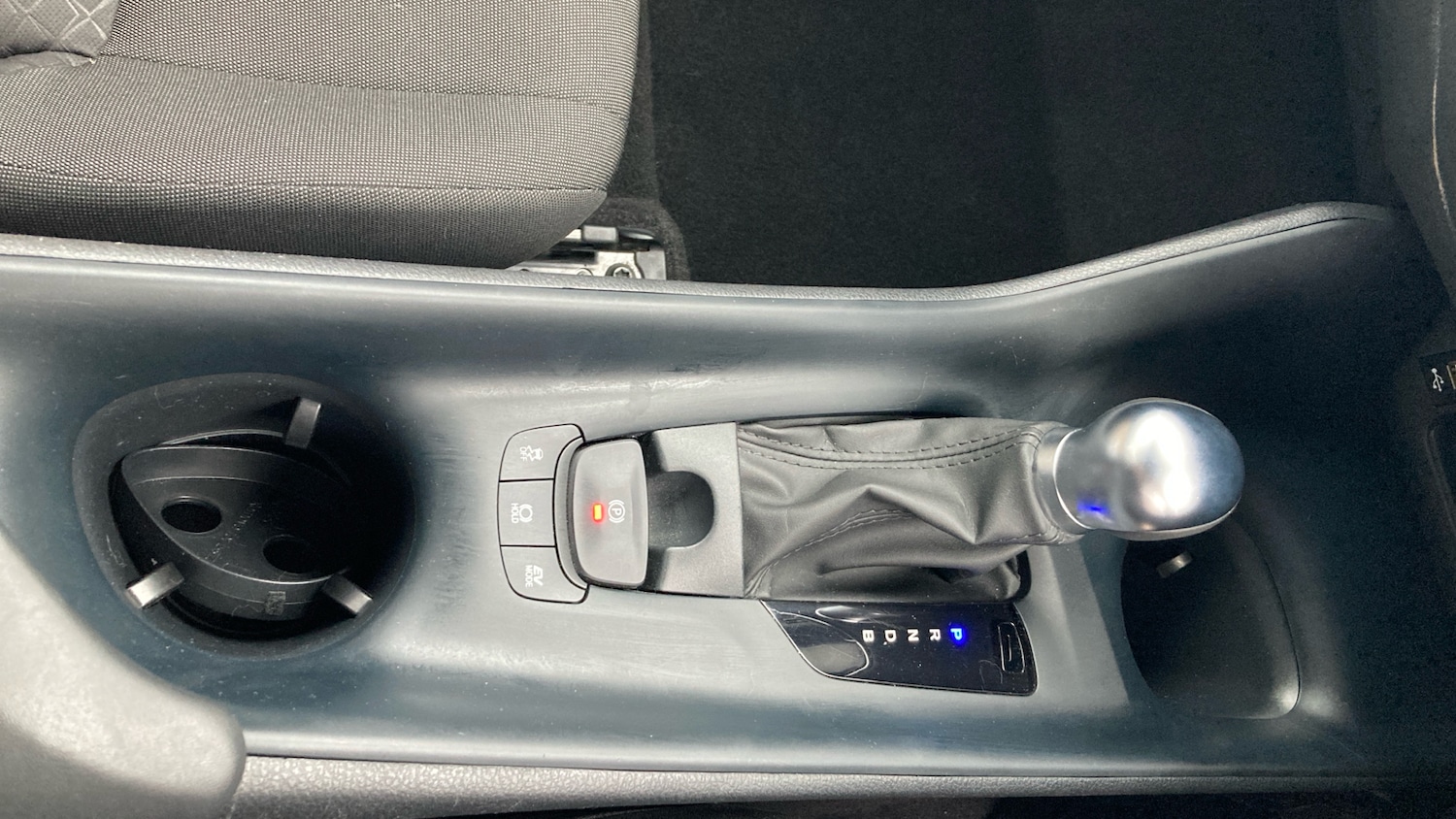 Used Toyota C-HR 2022 for sale - 76257574: Photo 35