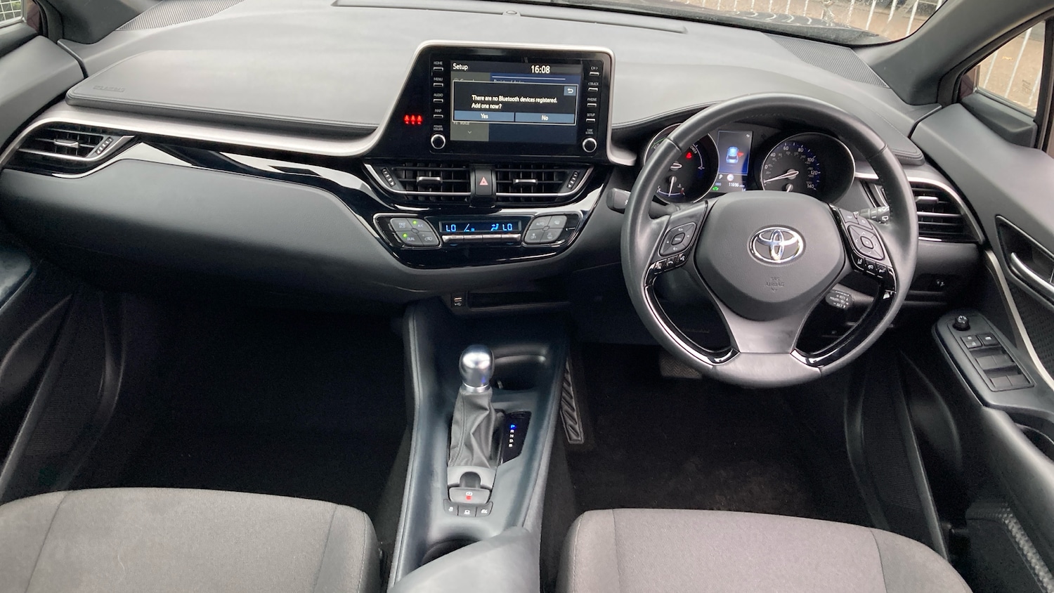 Used Toyota C-HR 2022 for sale - 76257574: Photo 5
