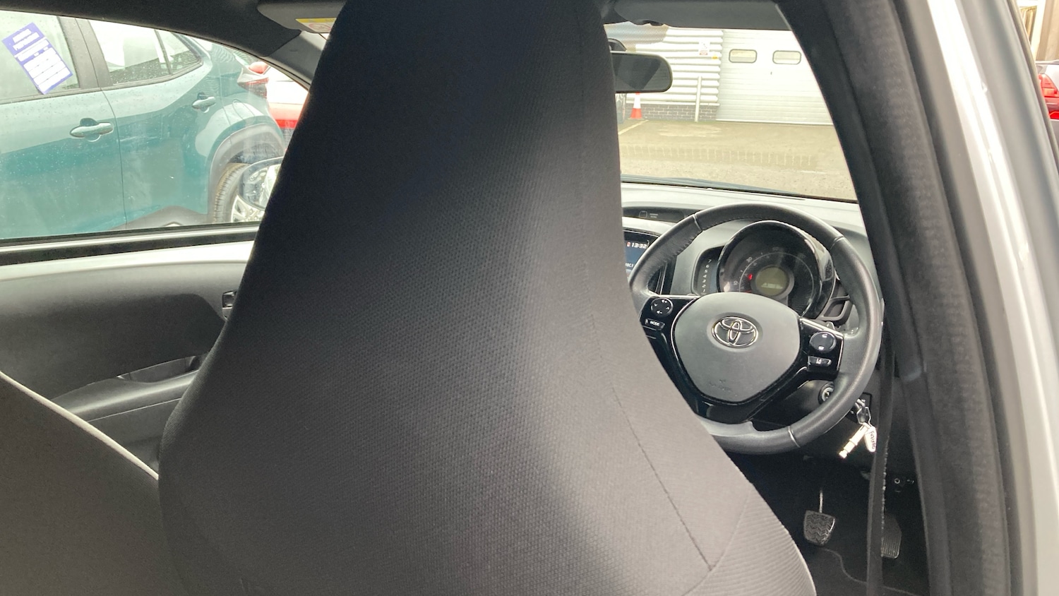 Used Toyota AYGO 2022 for sale - 77641236: Photo 20