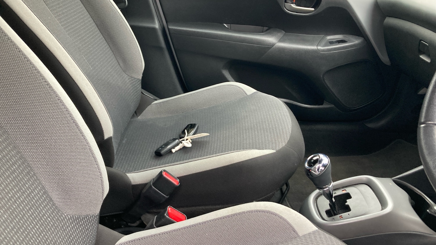 Used Toyota AYGO 2022 for sale - 77641236: Photo 34