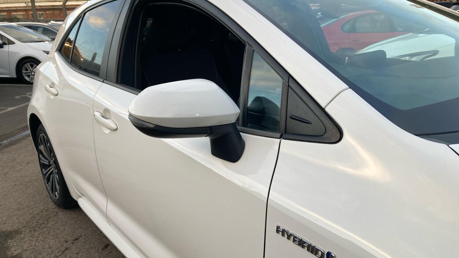 Used Toyota Corolla 2020 for sale - 76780038: Photo 31