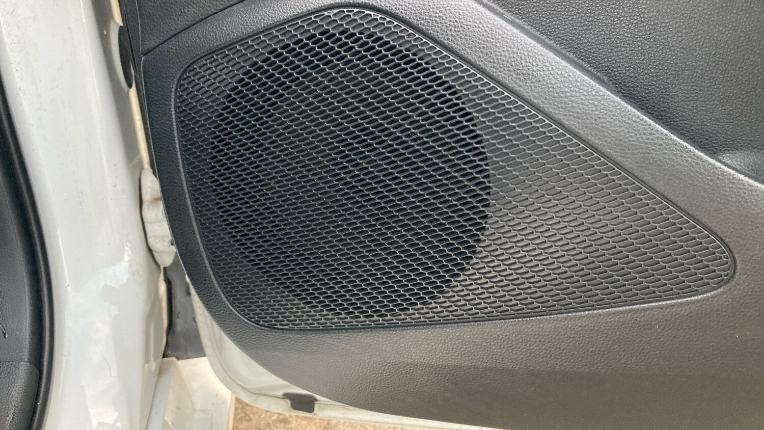 Used Toyota Corolla 2020 for sale - 76780038: Photo 33