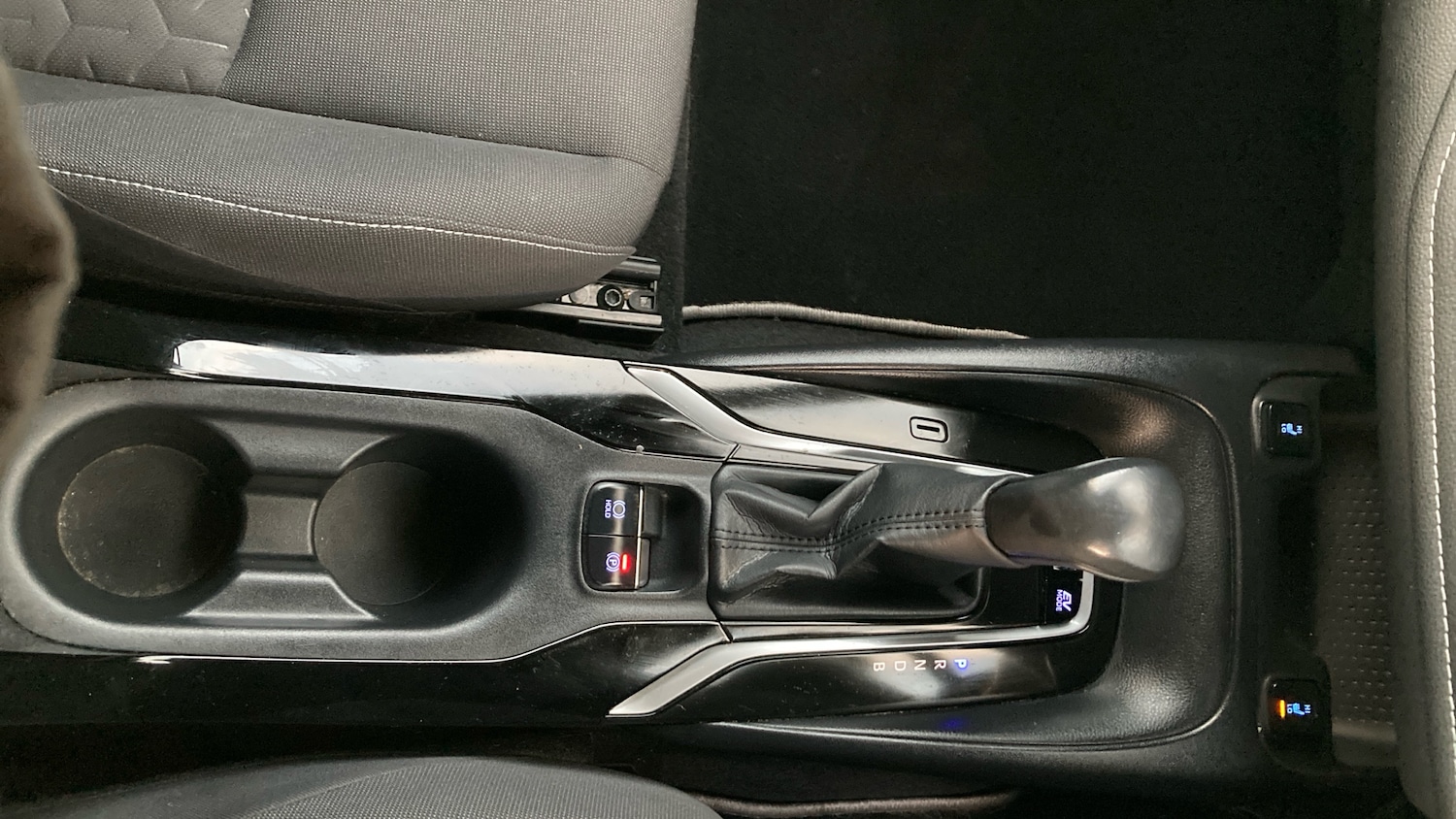 Used Toyota Corolla 2020 for sale - 76780038: Photo 36