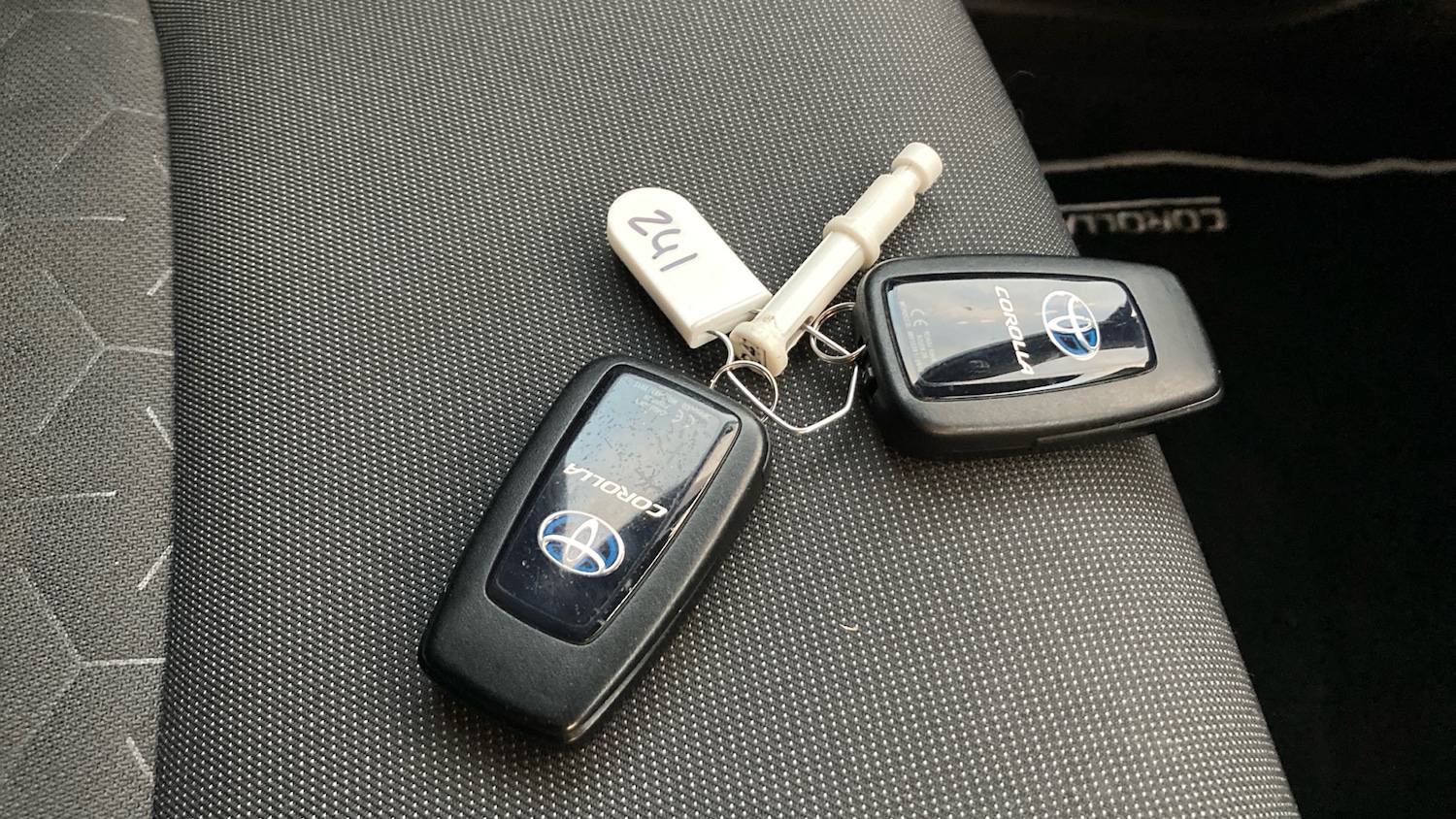 Used Toyota Corolla 2020 for sale - 76780038: Photo 41