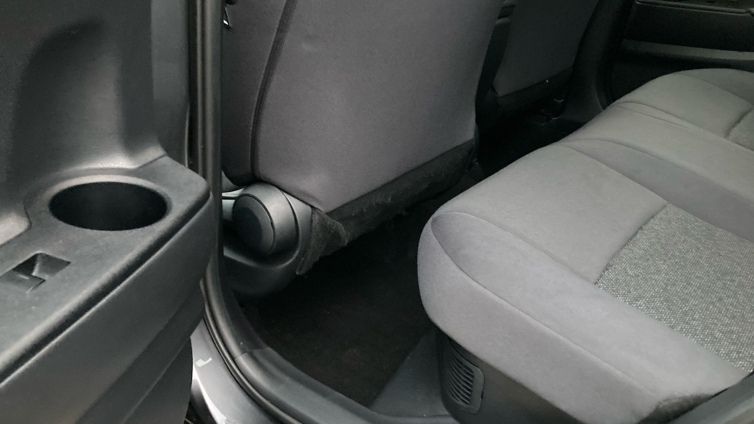 Used Toyota C-HR 2024 for sale - 77061334: Photo 13