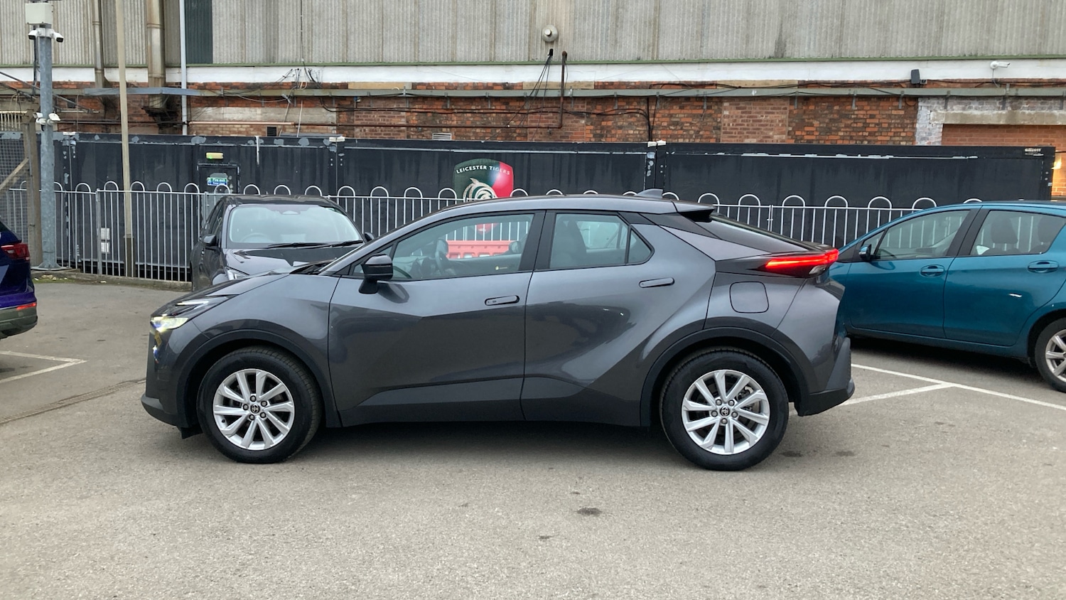 Used Toyota C-HR 2024 for sale - 77061334: Photo 17