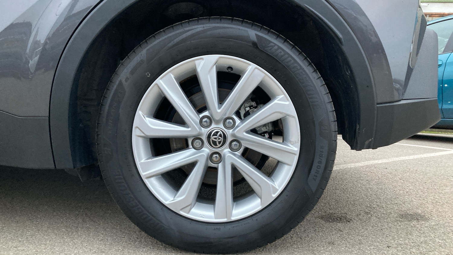 Used Toyota C-HR 2024 for sale - 77061334: Photo 18