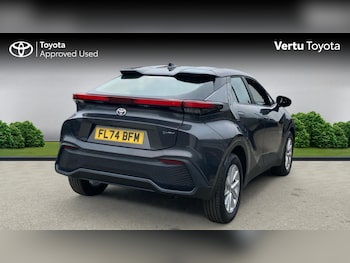 Used Toyota C-HR 2024 for sale - 77061334: Photo