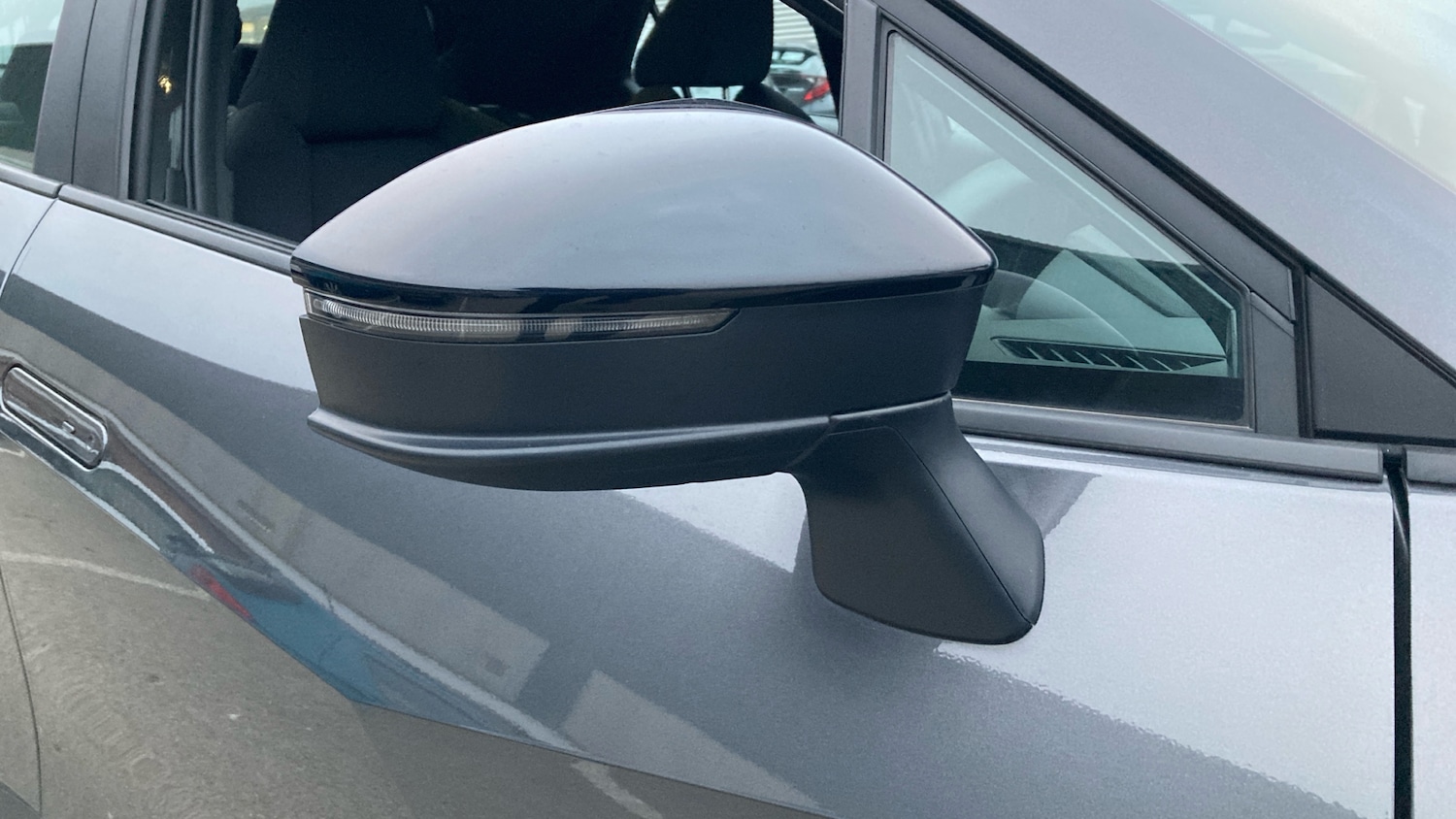 Used Toyota C-HR 2024 for sale - 77061334: Photo 32