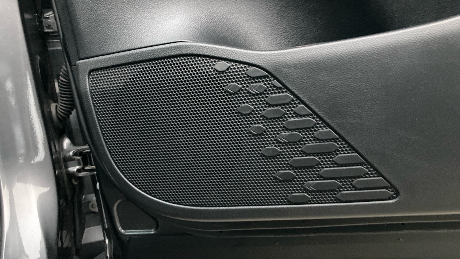 Used Toyota C-HR 2024 for sale - 77061334: Photo 34