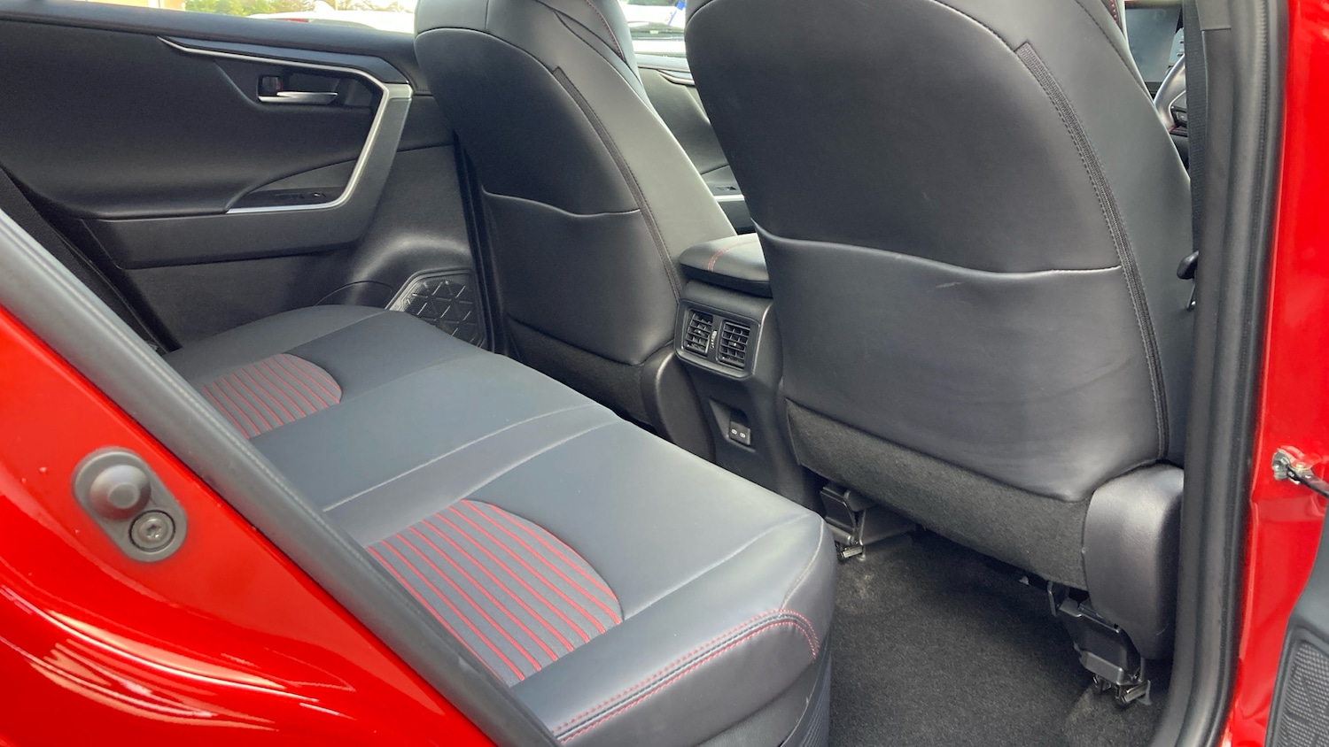 Used Toyota RAV4 2022 for sale - 76544234: Photo 12