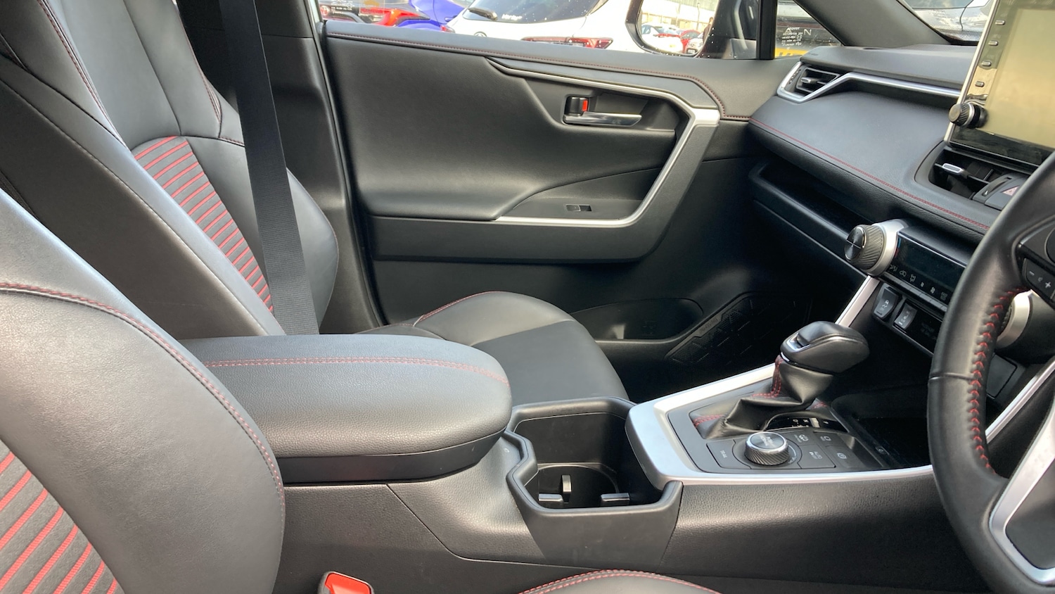 Used Toyota RAV4 2022 for sale - 76544234: Photo 36