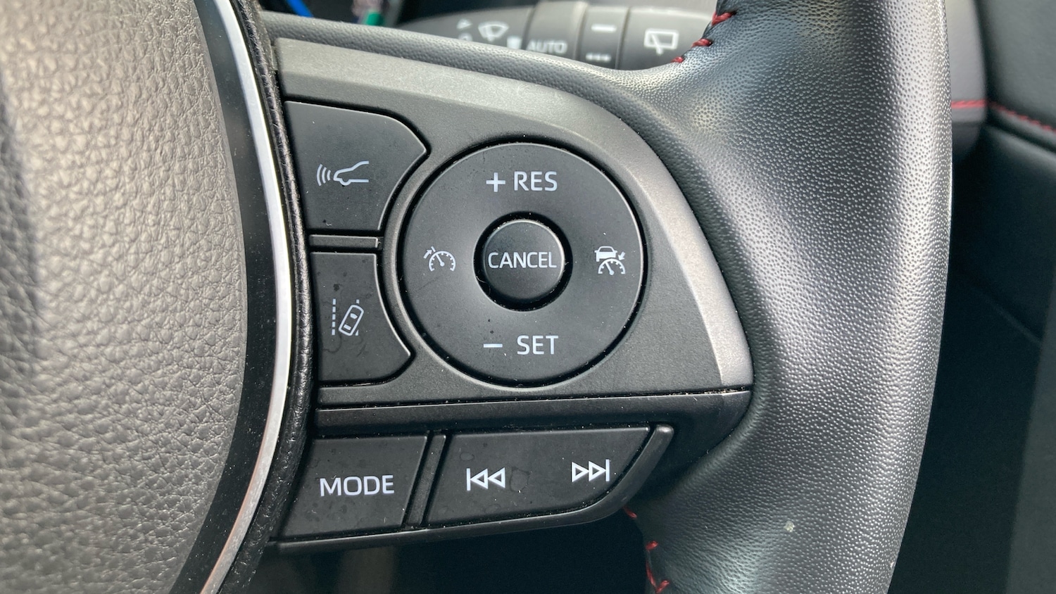 Used Toyota RAV4 2022 for sale - 76544234: Photo 41