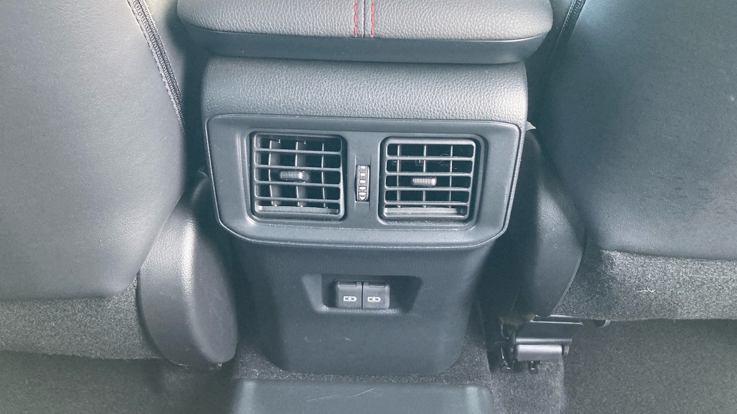 Used Toyota RAV4 2022 for sale - 76544234: Photo 44