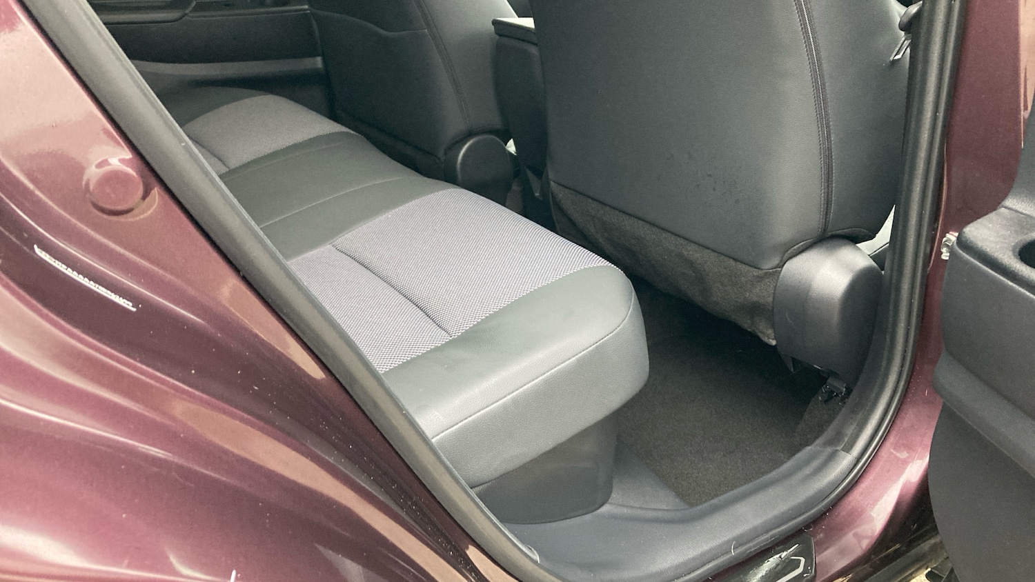 Used Toyota C-HR 2025 for sale - 77640026: Photo 12