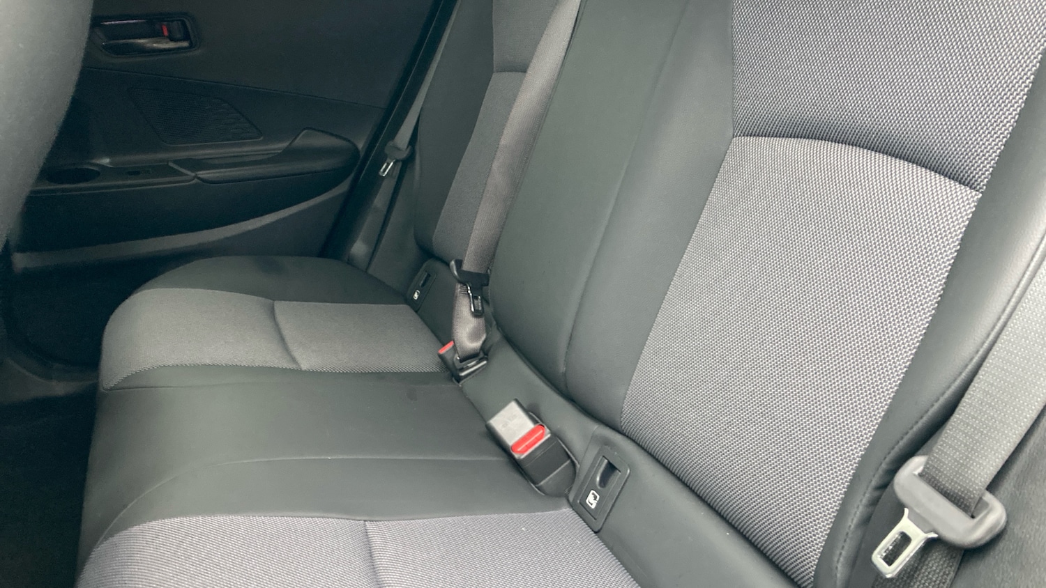 Used Toyota C-HR 2025 for sale - 77640026: Photo 21