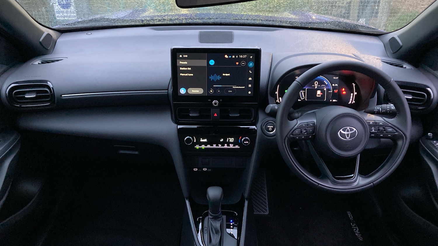 Used Toyota Yaris Cross 2025 for sale - 76694167: Photo 5