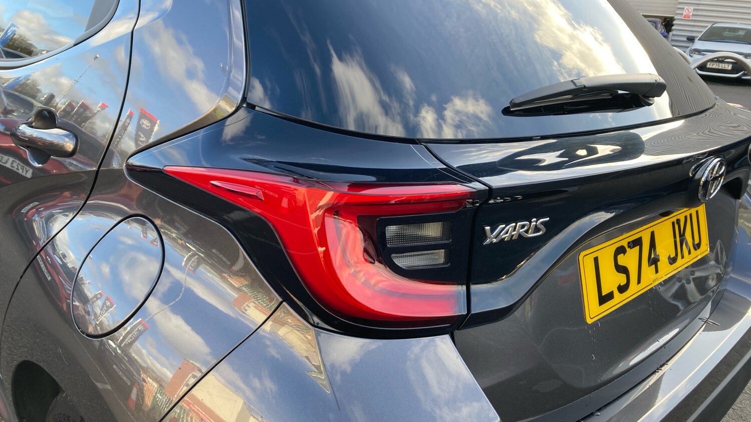 Used Toyota Yaris 2024 for sale - 77336487: Photo 23