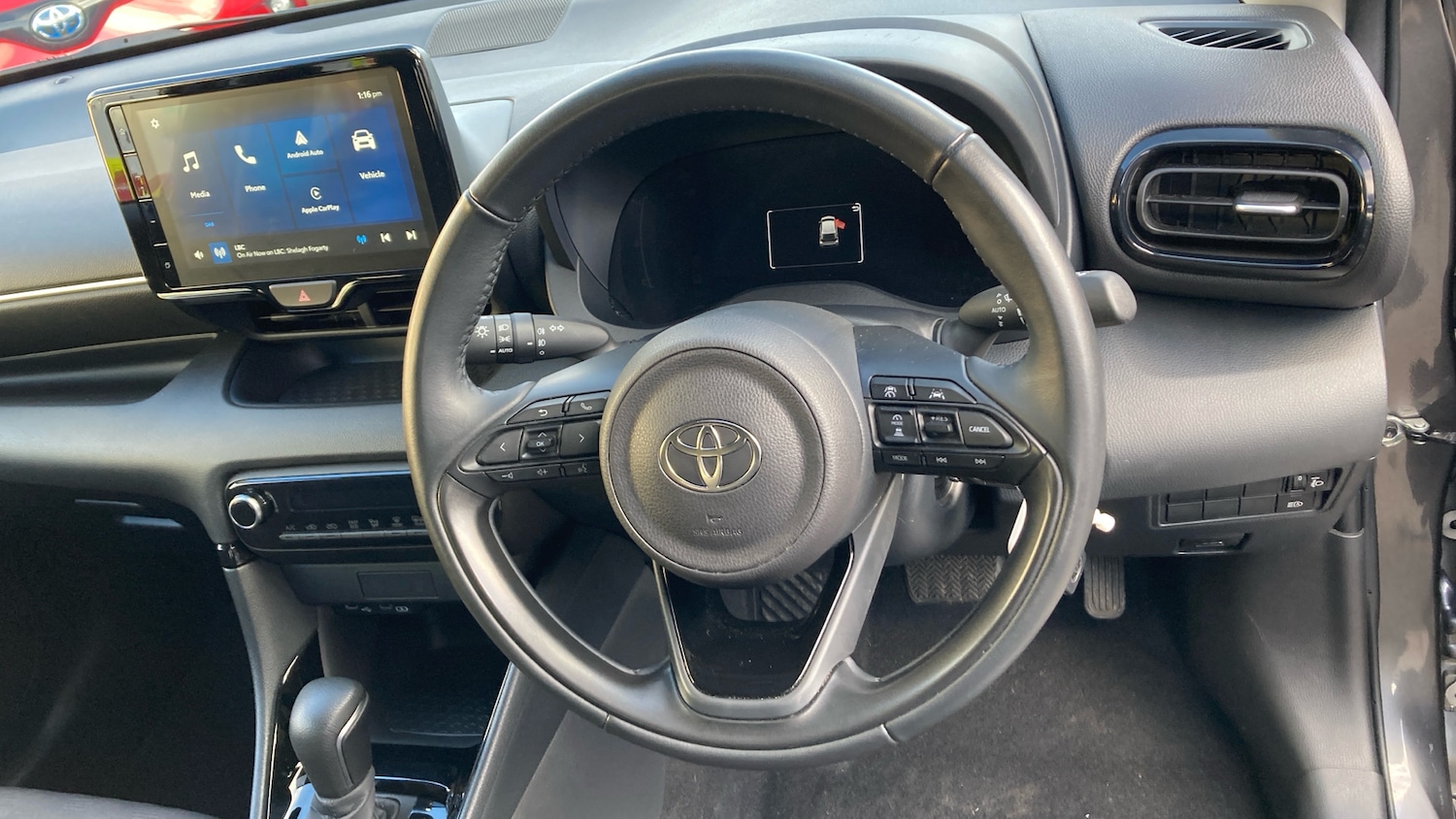 Used Toyota Yaris 2024 for sale - 77336487: Photo 6