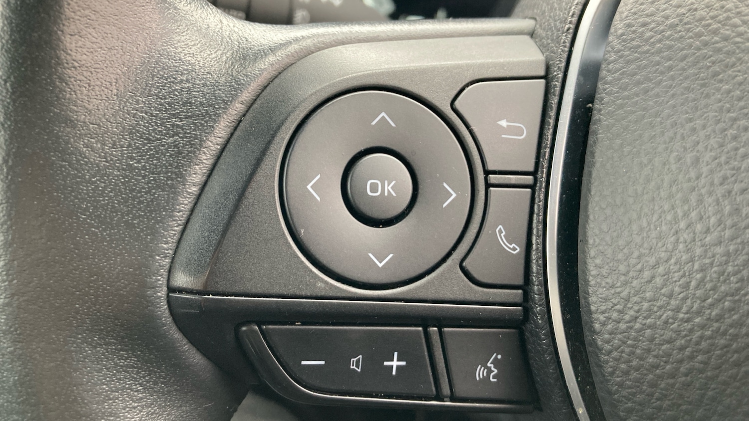 Used Toyota Corolla 2023 for sale - 77592681: Photo 31