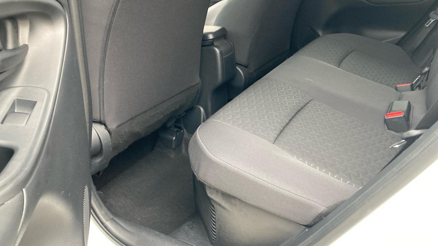 Used Toyota Yaris Cross 2023 for sale - 78125069: Photo 15