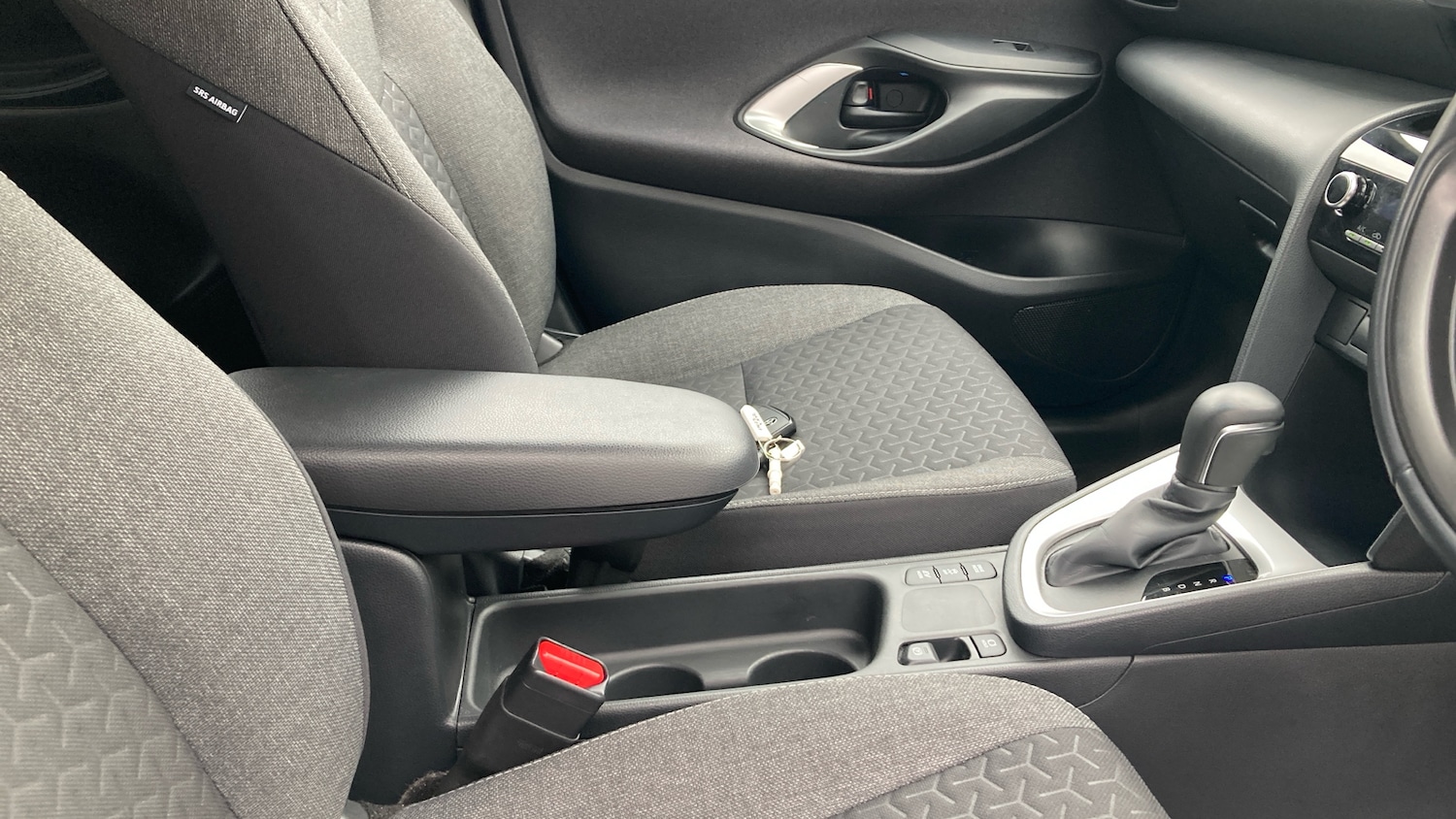 Used Toyota Yaris Cross 2023 for sale - 78125069: Photo 18