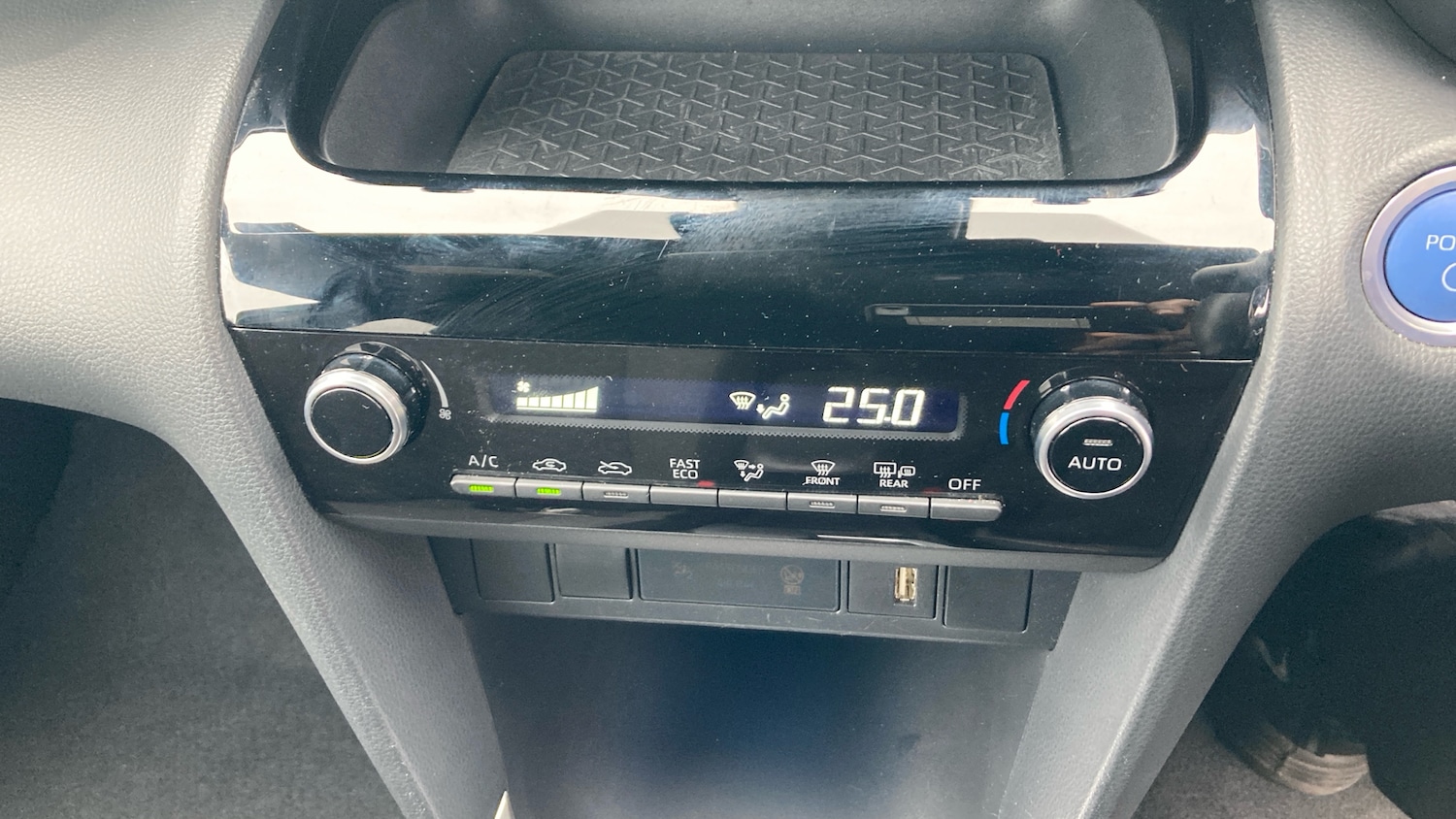 Used Toyota Yaris Cross 2023 for sale - 78125069: Photo 45