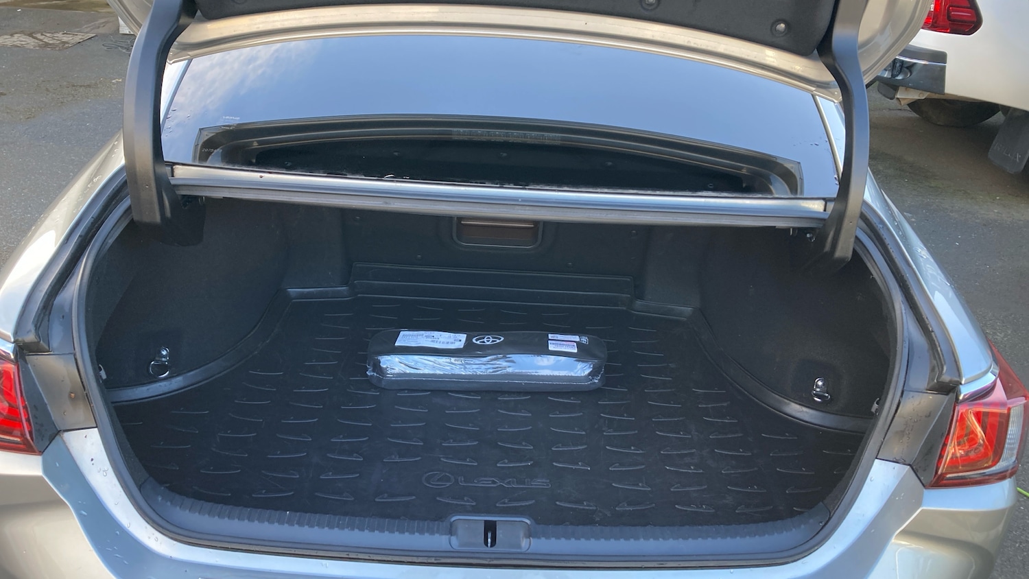 Used Lexus ES 2020 for sale - 76722738: Photo 14