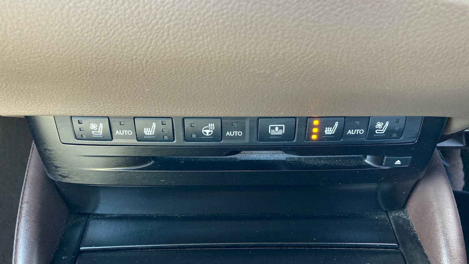 Used Lexus ES 2020 for sale - 76722738: Photo 39