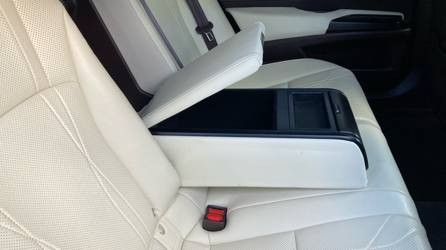 Used Lexus ES 2020 for sale - 76722738: Photo 45