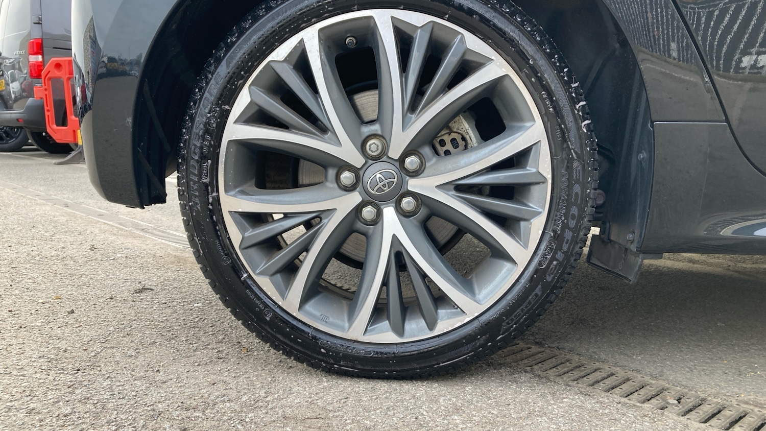 Used Toyota Yaris 2023 for sale - 77690633: Photo 18