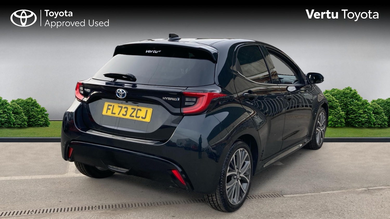 Used Toyota Yaris 2023 for sale - 77690633: Photo 2