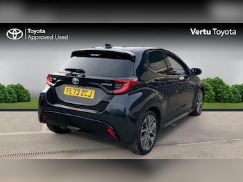 Used Toyota Yaris 2023 for sale - 77690633: Photo