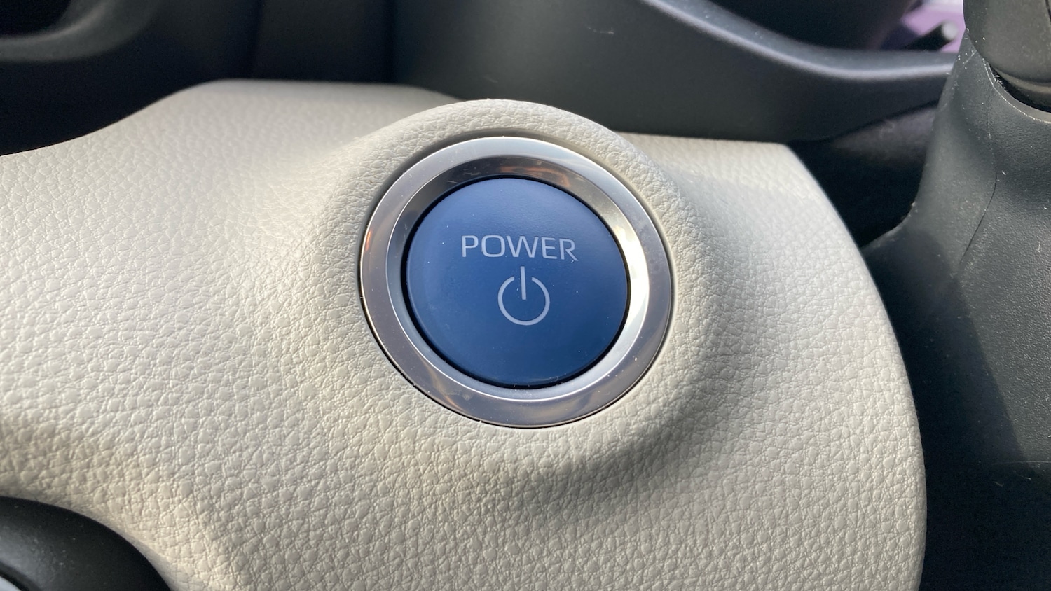 Used Toyota Yaris 2023 for sale - 77690633: Photo 38