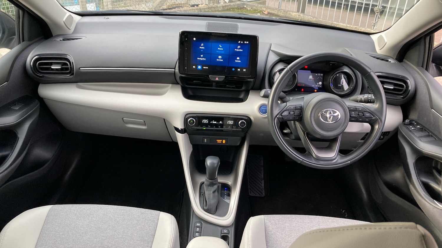 Used Toyota Yaris 2023 for sale - 77690633: Photo 5