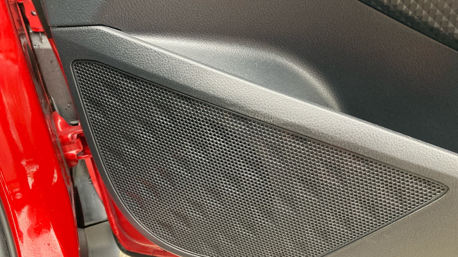 Used Toyota C-HR 2023 for sale - 77851183: Photo 28