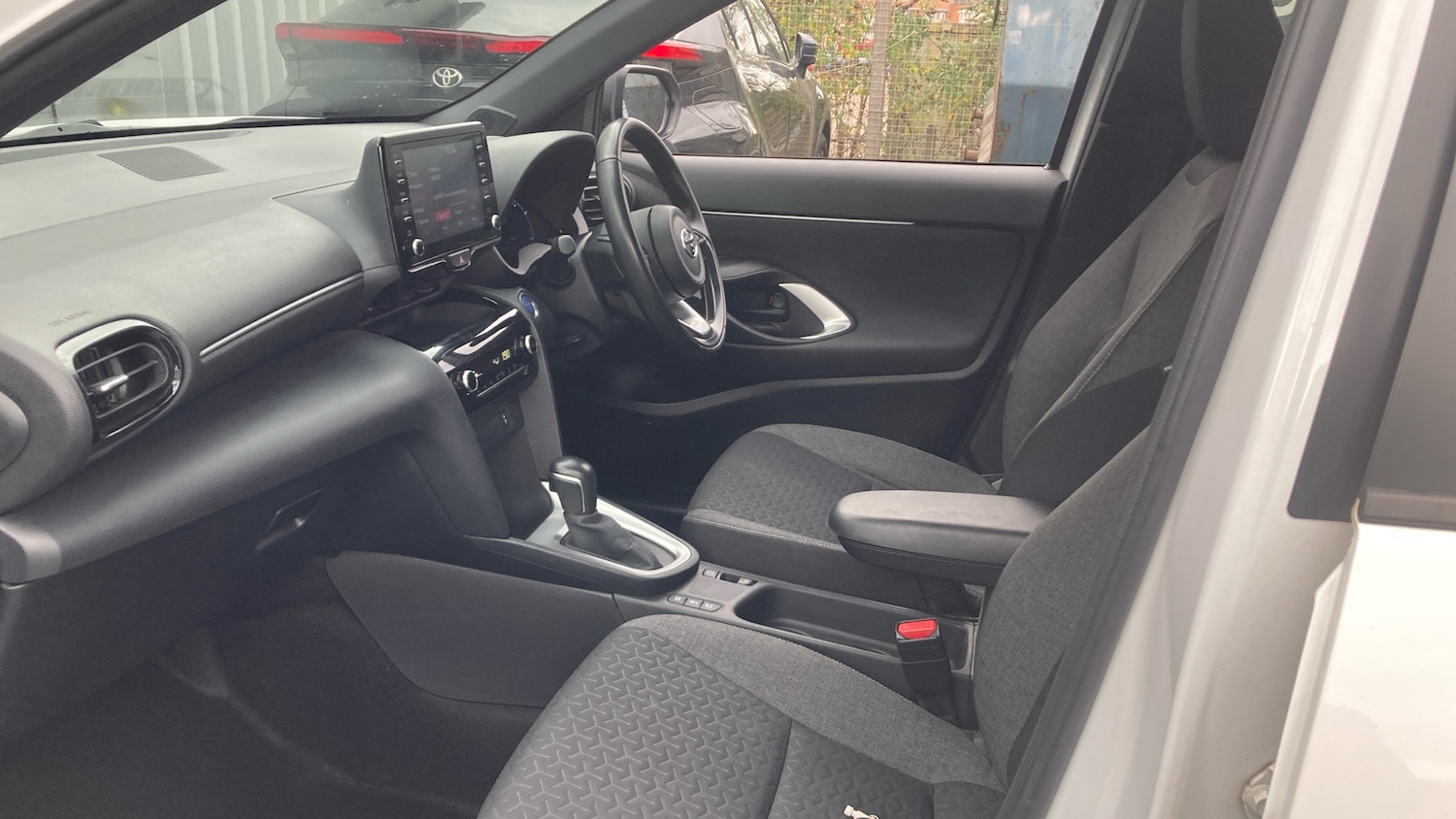 Used Toyota Yaris Cross 2022 for sale - 76907642: Photo 10