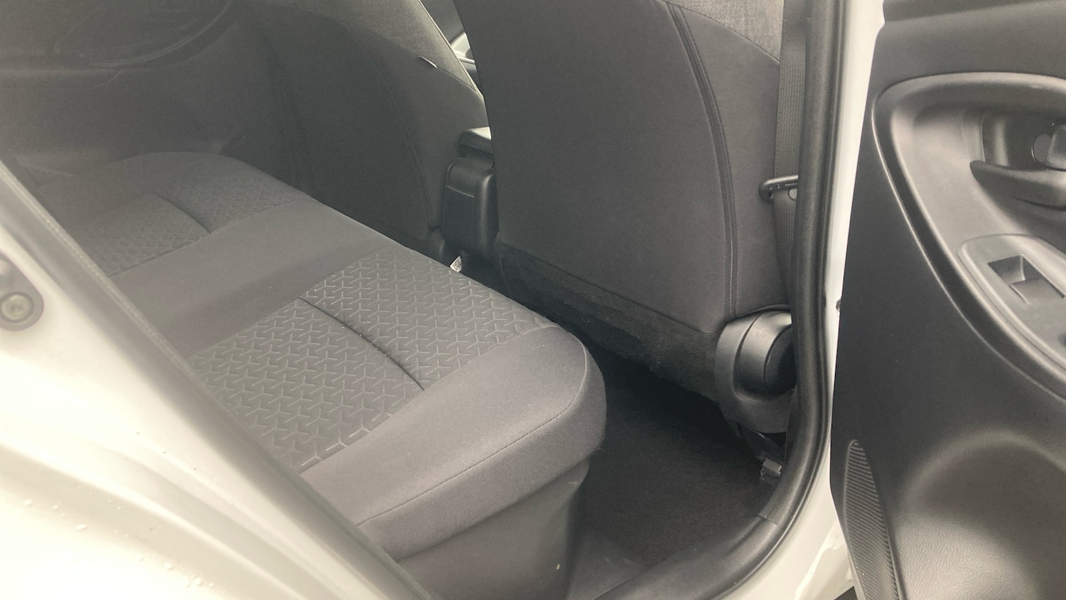 Used Toyota Yaris Cross 2022 for sale - 76907642: Photo 12